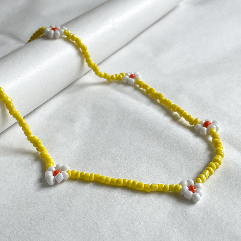 Yellow Daisy Bead Necklace